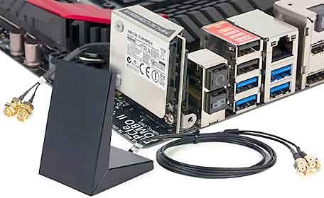 Imagen: Broadcom BCM4352 integrado en la placa base de una computadora de escritorio con una antena externa
